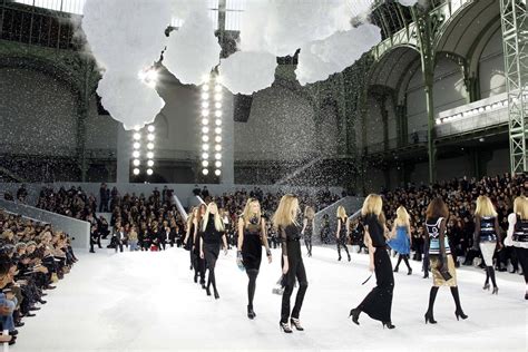 modella gabrielle chanel|best Chanel fashion show sets.